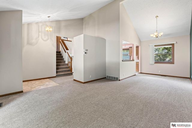 12909 Camden Avenue, Omaha, NE 68164