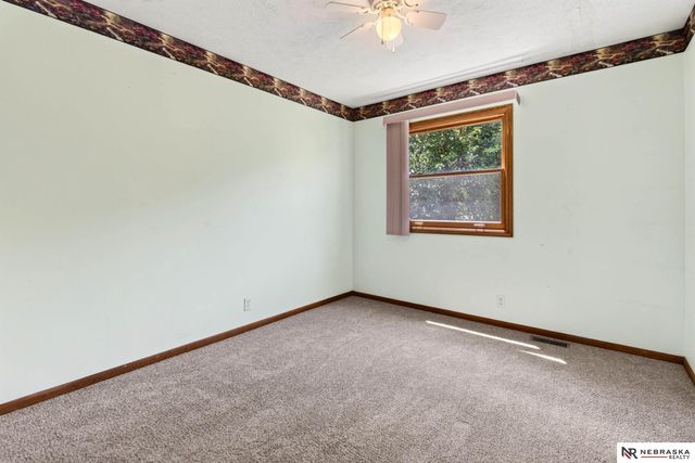 12909 Camden Avenue, Omaha, NE 68164
