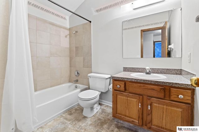 12909 Camden Avenue, Omaha, NE 68164