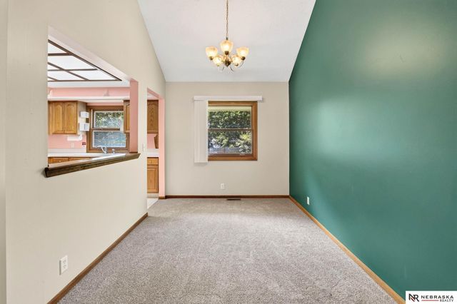 12909 Camden Avenue, Omaha, NE 68164