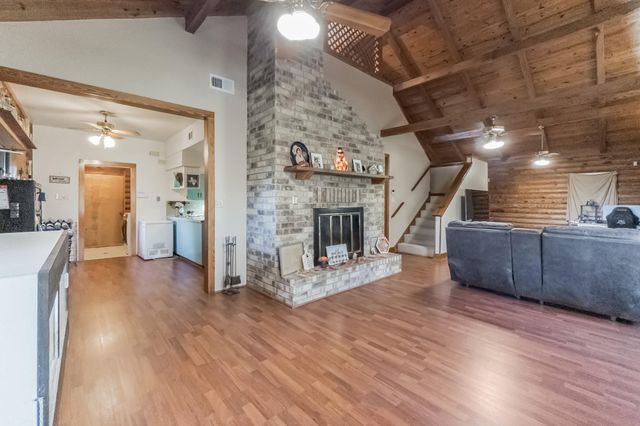 605 Ne Clayton Street, Dayton, TX 77535