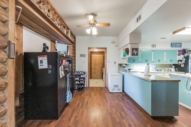 605 Ne Clayton Street, Dayton, TX 77535
