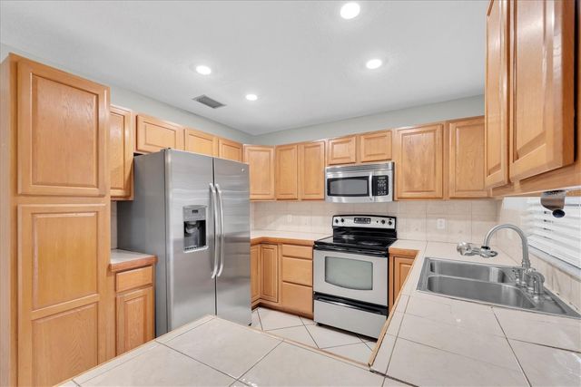 13200 RIDGE ROAD, Largo, FL 33778