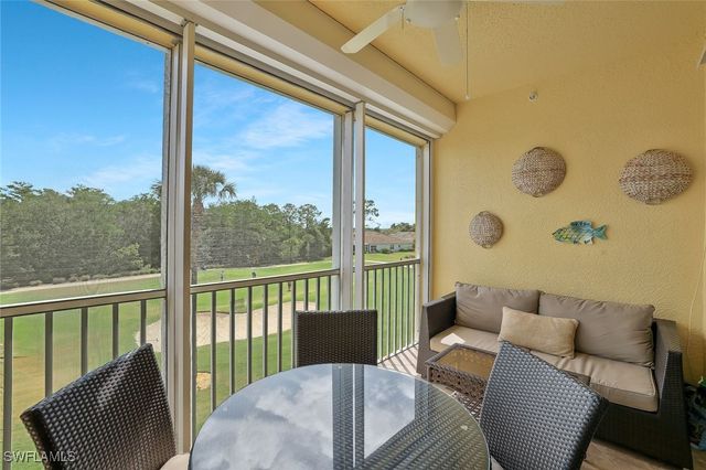 6824 Sterling Greens PL 3304, Naples, FL 34104