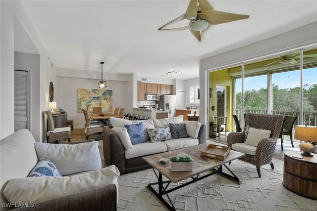 6824 Sterling Greens PL 3304, Naples, FL 34104