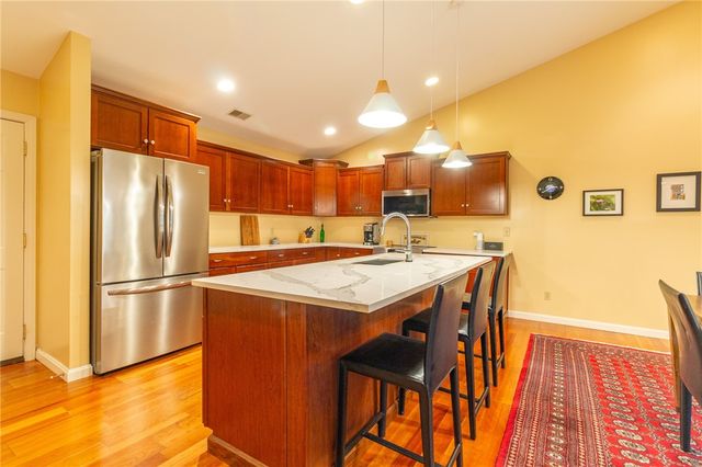 138 Abbey Rd, Neshannock Twp, PA 16105