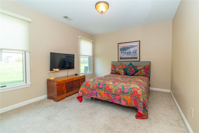 138 Abbey Rd, Neshannock Twp, PA 16105