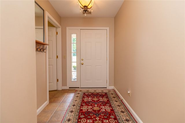 138 Abbey Rd, Neshannock Twp, PA 16105