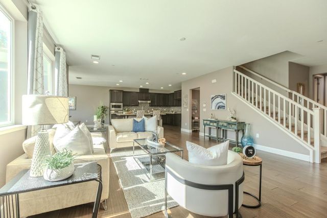 516 S Ventana Ave, Tracy, CA 95376