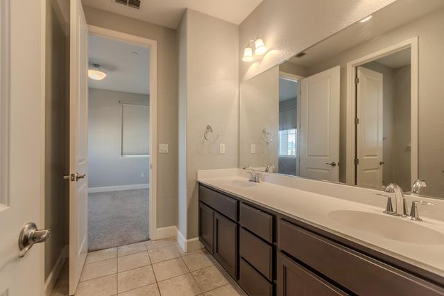 516 S Ventana Ave, Tracy, CA 95376