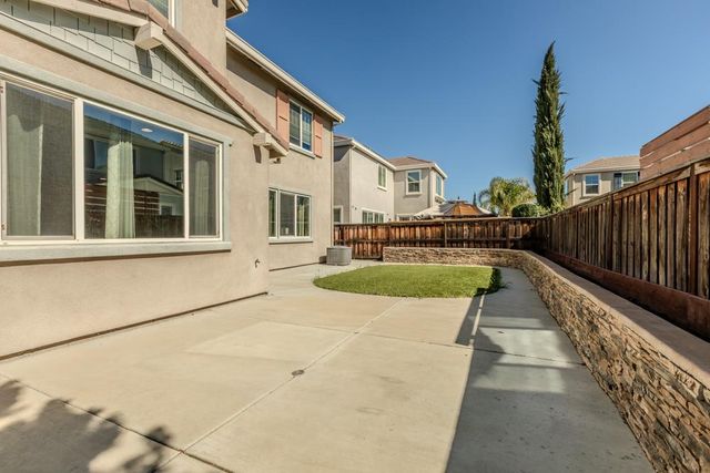 516 S Ventana Ave, Tracy, CA 95376