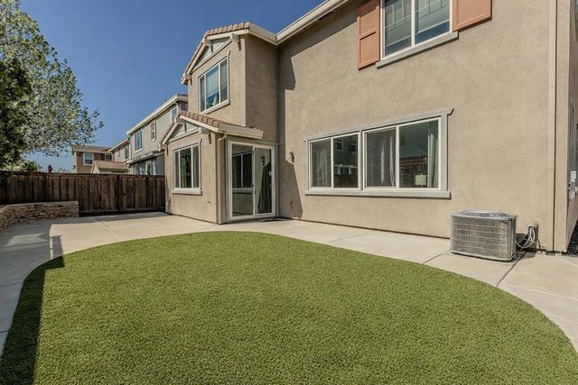 516 S Ventana Ave, Tracy, CA 95376