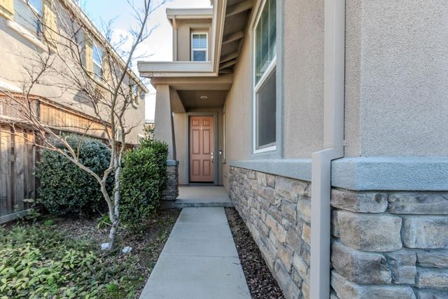 516 S Ventana Ave, Tracy, CA 95376