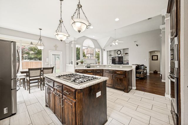 1700 Coyote Ridge, Carrollton, TX 75010