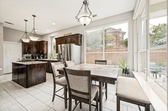 1700 Coyote Ridge, Carrollton, TX 75010