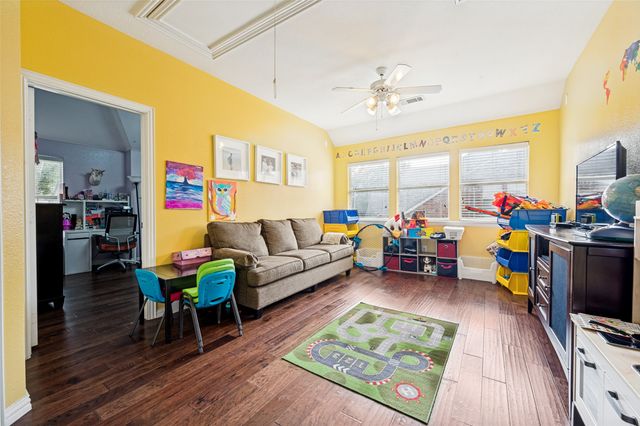 1700 Coyote Ridge, Carrollton, TX 75010