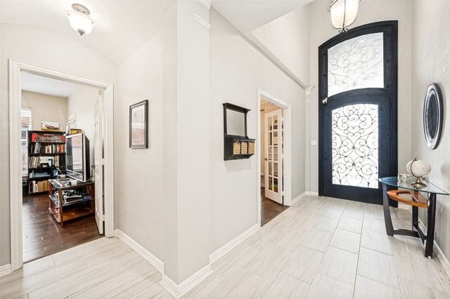 1700 Coyote Ridge, Carrollton, TX 75010