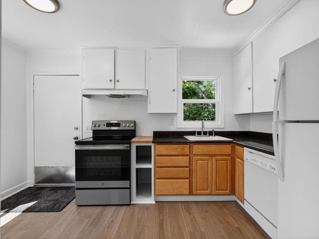 Berkeley Way, Santa Cruz, CA 95062