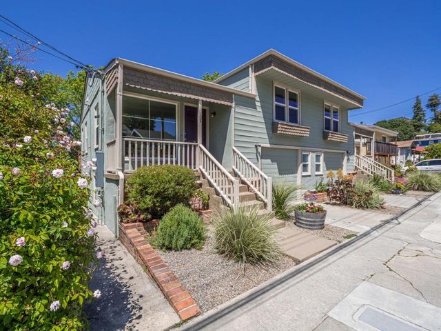 Berkeley Way, Santa Cruz, CA 95062