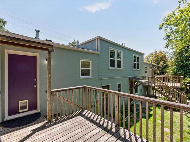 Berkeley Way, Santa Cruz, CA 95062