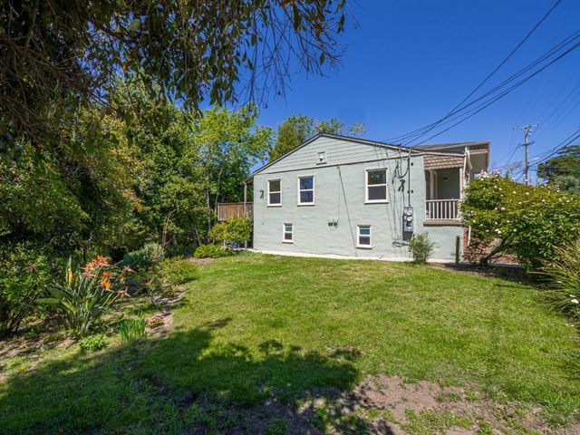 Berkeley Way, Santa Cruz, CA 95062