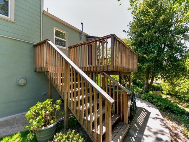 Berkeley Way, Santa Cruz, CA 95062