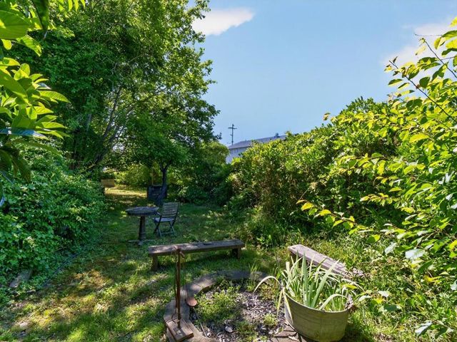Berkeley Way, Santa Cruz, CA 95062