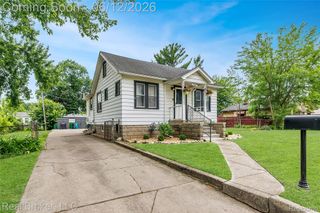 29019 Birchlawn Street, Garden City, MI 48135