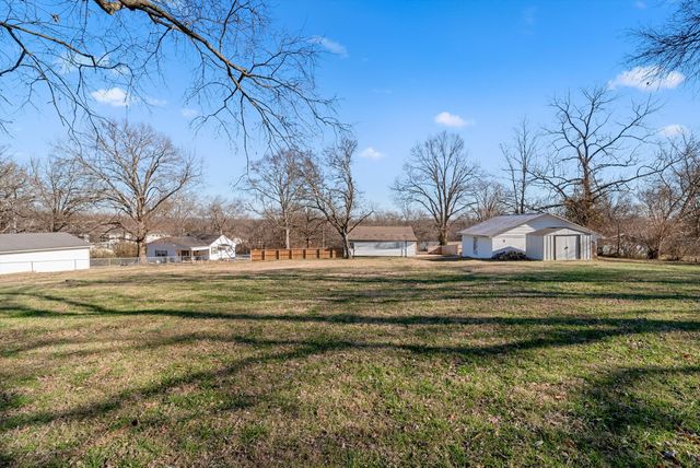 329 Archwood Dr, Madison, TN 37115