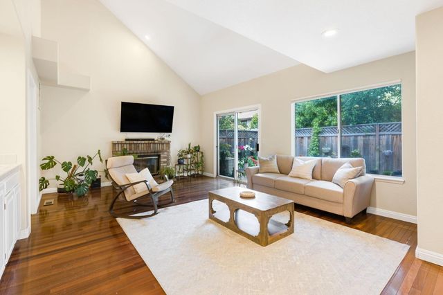 17992 Hillwood Lane, Morgan Hill, CA 95037