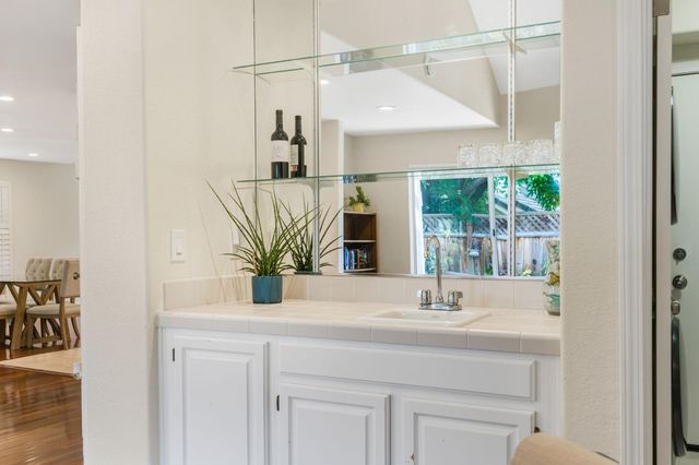 17992 Hillwood Lane, Morgan Hill, CA 95037