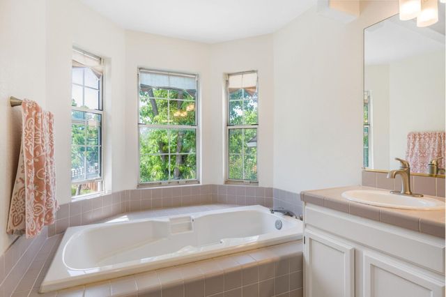 17992 Hillwood Lane, Morgan Hill, CA 95037