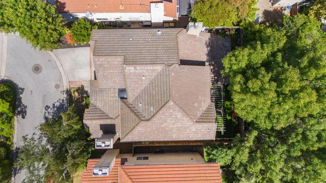 17992 Hillwood Lane, Morgan Hill, CA 95037