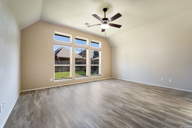 2121 Mill Valley, Seguin, TX 78155