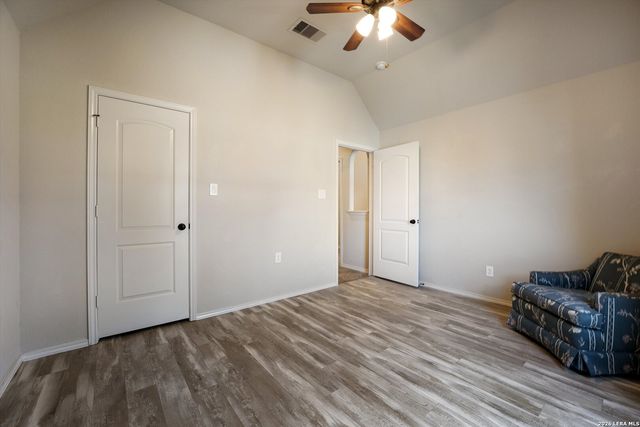 2121 Mill Valley, Seguin, TX 78155