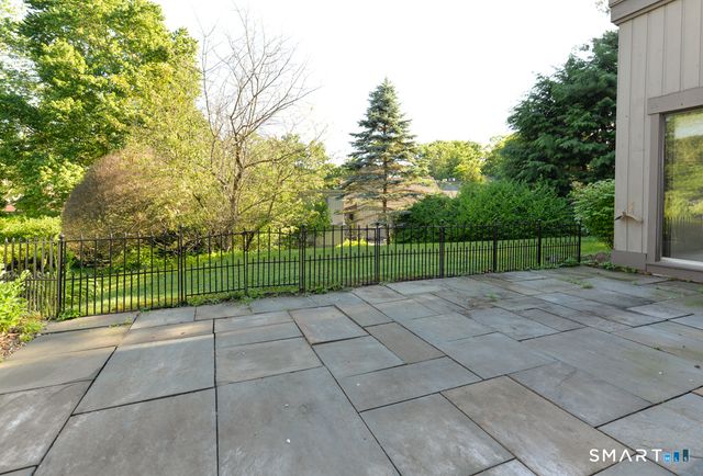 333 Heritage Village B, Southbury, CT 06488