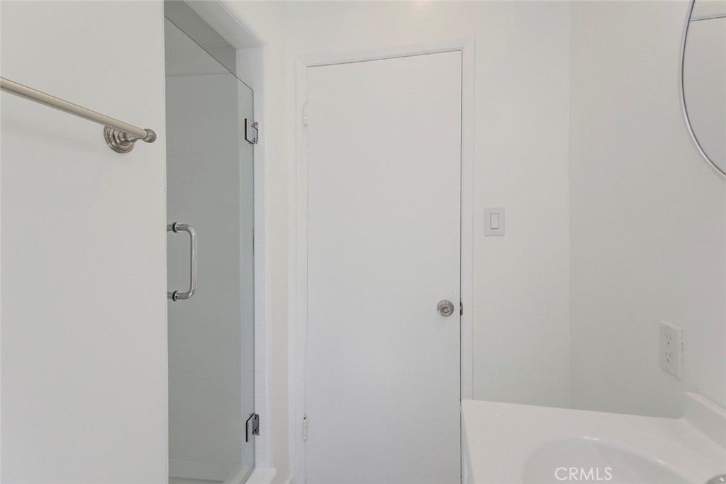 Image 29 of property listing at 14918 Wyandotte, Van Nuys, CA 91405