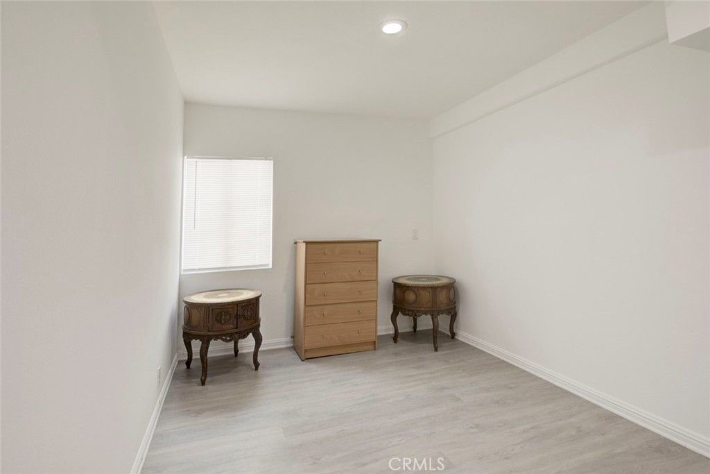 Image 55 of property listing at 14918 Wyandotte, Van Nuys, CA 91405