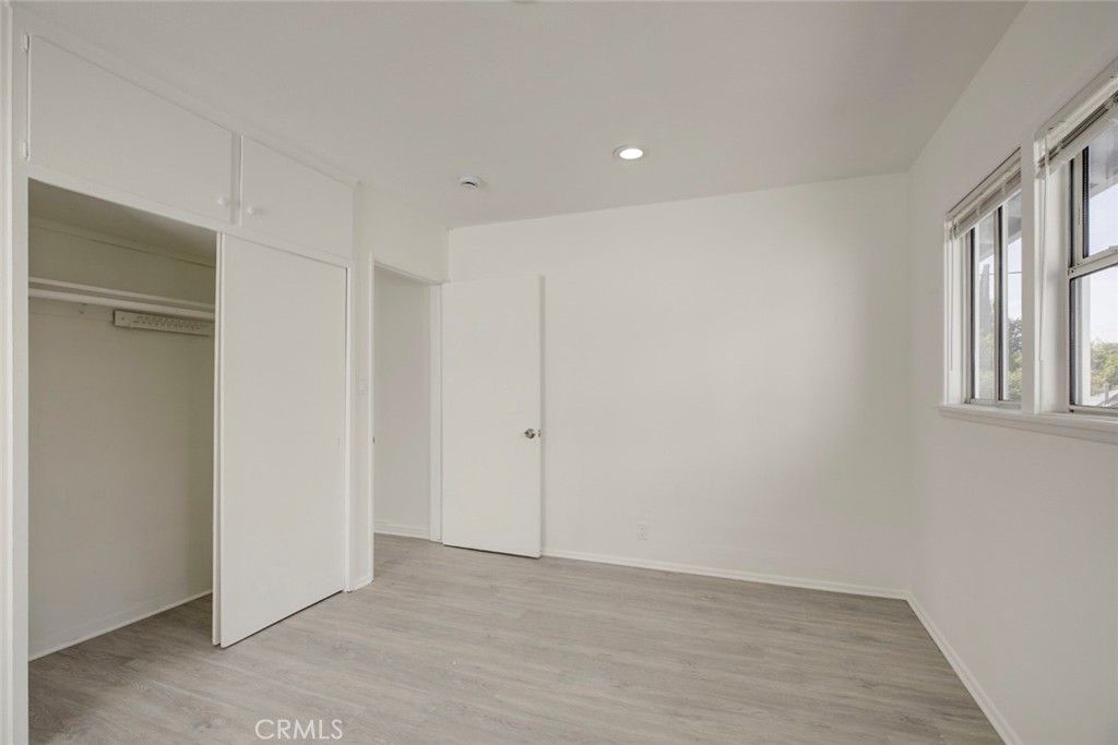 Image 73 of property listing at 14918 Wyandotte, Van Nuys, CA 91405