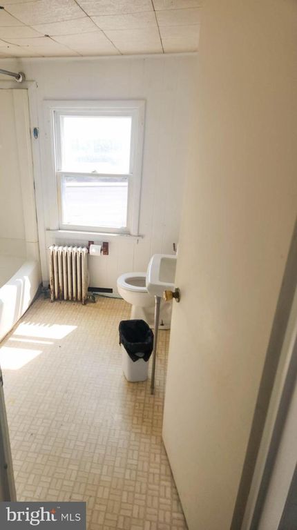 Image 18 of property listing at 920 N SALISBURY BLVD, Salisbury, MD 21801