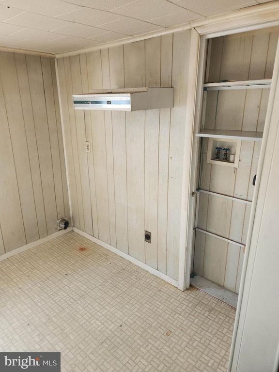 Image 22 of property listing at 920 N SALISBURY BLVD, Salisbury, MD 21801