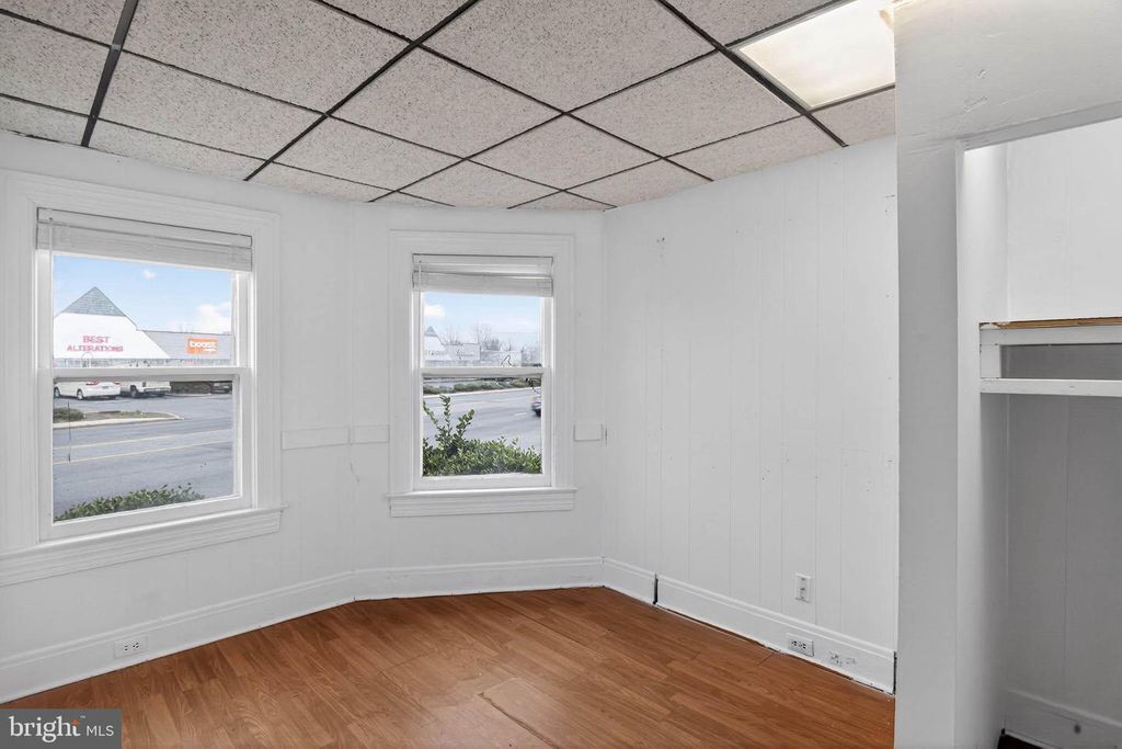 Image 3 of property listing at 920 N SALISBURY BLVD, Salisbury, MD 21801