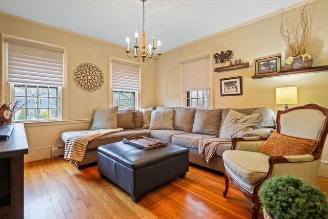 15 Cedarcrest Lane, Haverhill, MA 01835