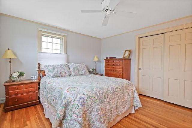 15 Cedarcrest Lane, Haverhill, MA 01835