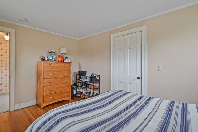 15 Cedarcrest Lane, Haverhill, MA 01835