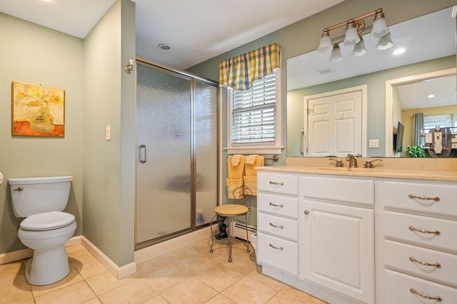 15 Cedarcrest Lane, Haverhill, MA 01835