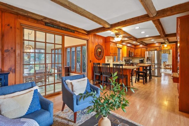 15 Cedarcrest Lane, Haverhill, MA 01835