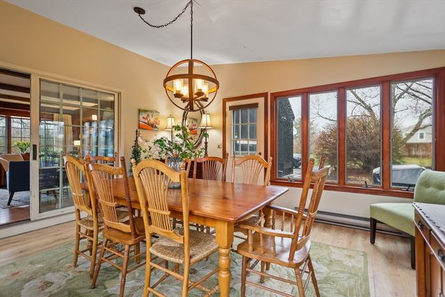 15 Cedarcrest Lane, Haverhill, MA 01835