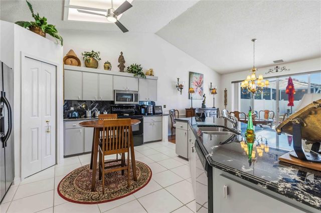 4820 61ST AVENUE DRIVE W, Bradenton, FL 34210