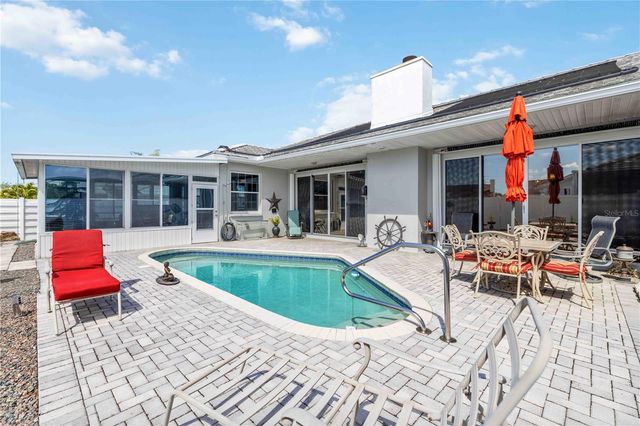 4820 61ST AVENUE DRIVE W, Bradenton, FL 34210